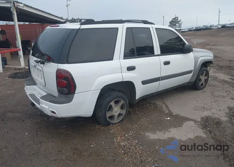 2005 Chevrolet Trailblazer Ls from USA, damaged, VIN 1GNDT13S852175336